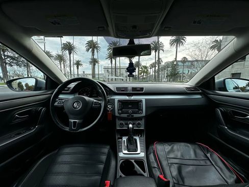 Used 2013 Volkswagen CC Lux image 10