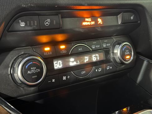 Used 2018 MAZDA CX-9 Signature image 29