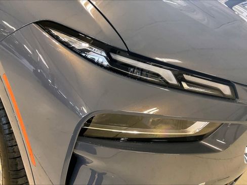 New 2026 BMW X7 xDrive40i image 13