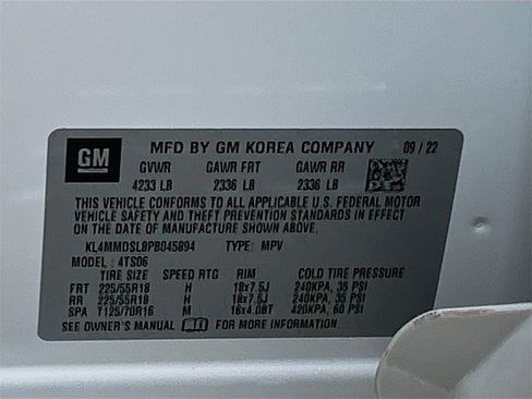 Used 2023 Buick Encore GX Select w/ Sport Touring Package image 28