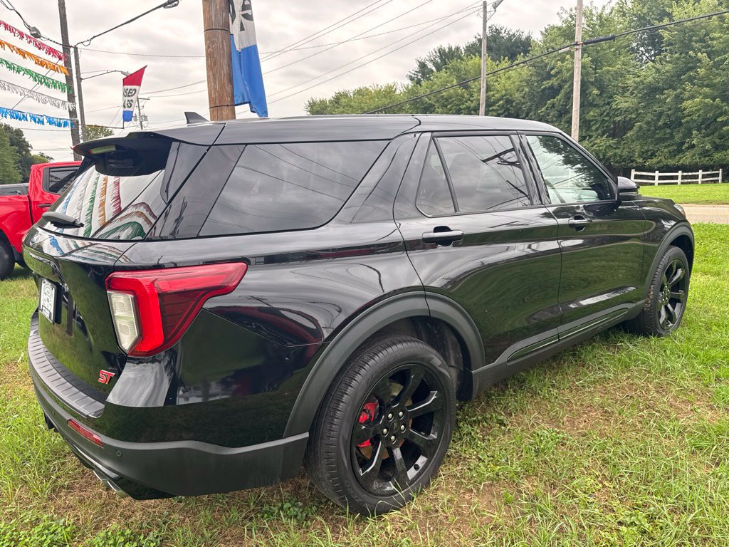 Used 2022 Ford Explorer ST w/ ST Street Pack AWD/4WD image 8