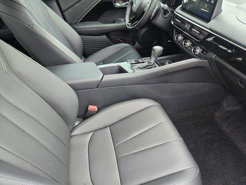 Certified 2025 Acura ADX AWD image 15