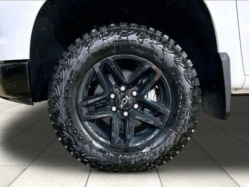 New 2026 Chevrolet Silverado 1500 Custom Trail Boss w/ Dark Appearance Package AWD/4WD image 7
