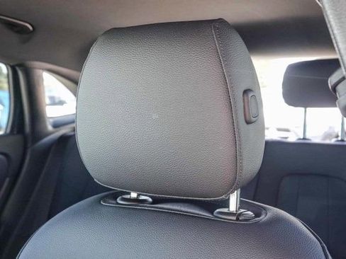 Used 2025 Mercedes-Benz GLA 250 image 26