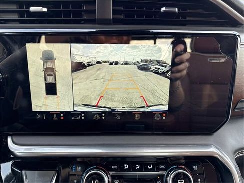 Used 2024 GMC Sierra 2500 Denali Ultimate image 20