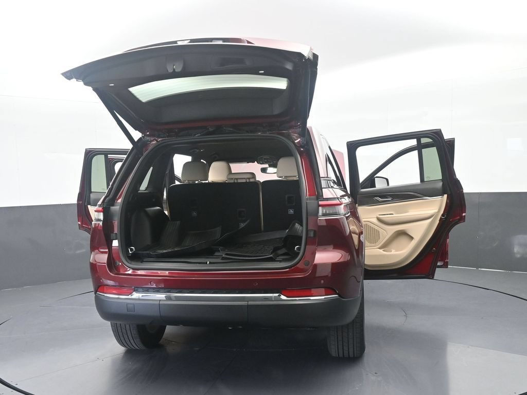 Used 2023 Jeep Grand Cherokee Limited w/ Trailer Tow Prep Group (B) RWD image 75