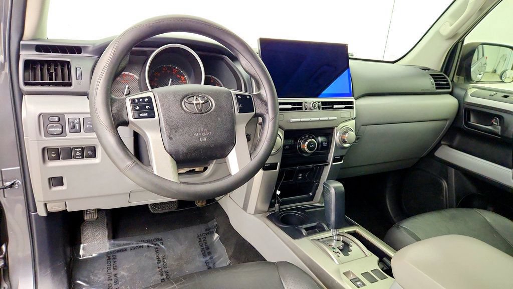 Used 2013 Toyota 4Runner SR5 w/ Convenience Pkg RWD image 13