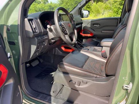 Used 2025 Nissan Frontier PRO-4X w/ Pro Premium Package AWD/4WD image 3