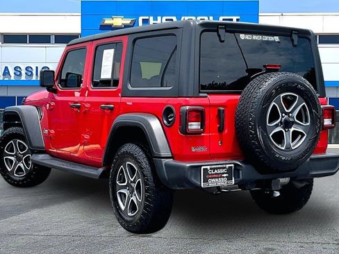 Used 2020 Jeep Wrangler Unlimited Sport AWD/4WD image 3