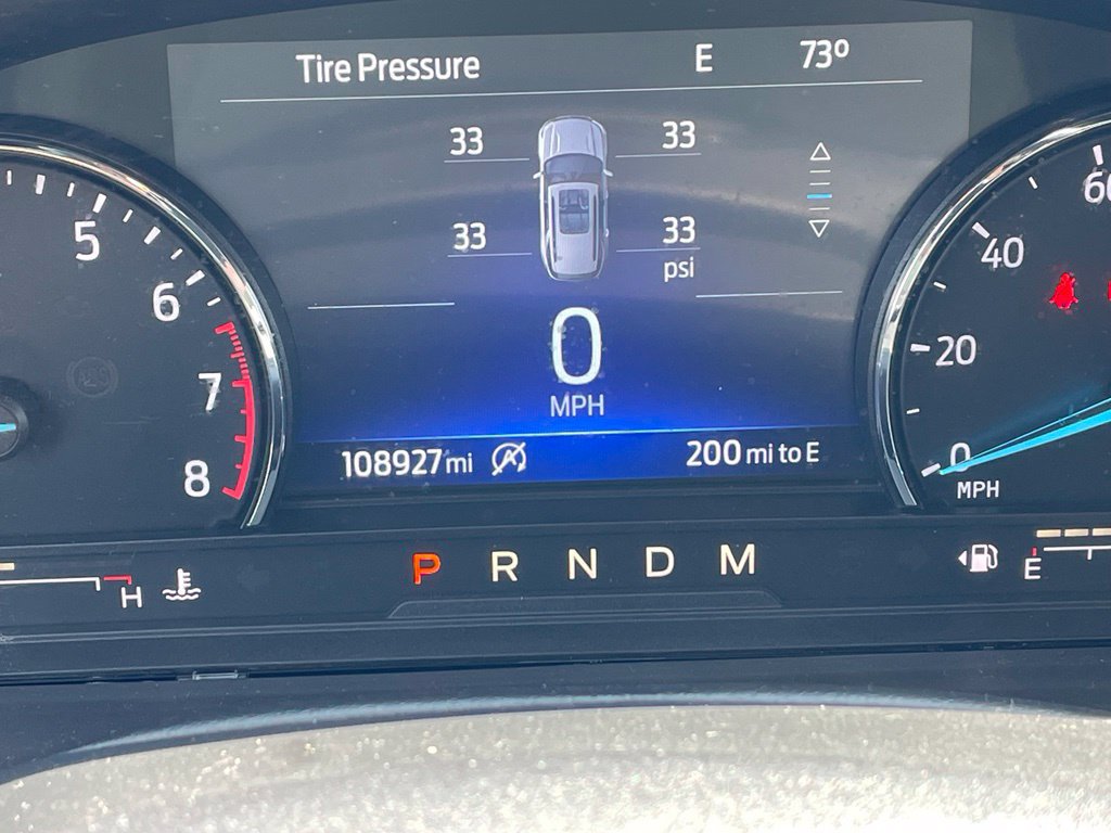 Used 2020 Ford Explorer XLT w/ Equipment Group 202A AWD/4WD image 14