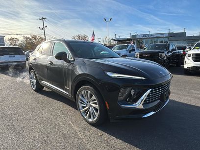 New 2025 Buick Envision Avenir