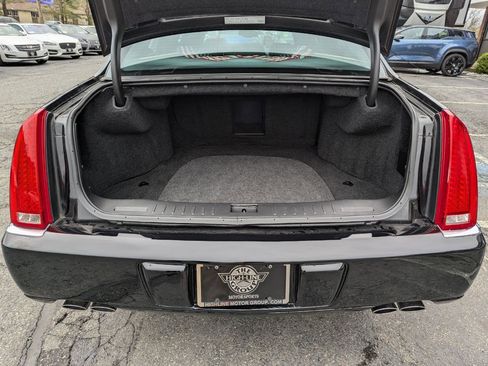 Used 2007 Cadillac DTS FWD image 52