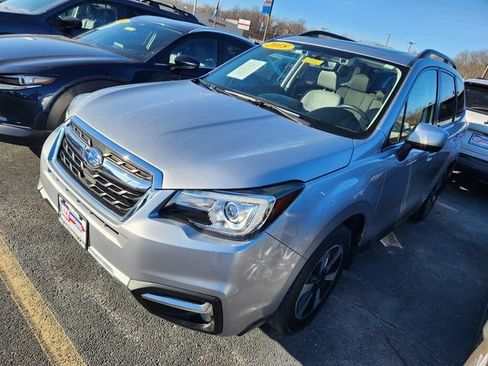 Used 2018 Subaru Forester 2.5i Limited image 1