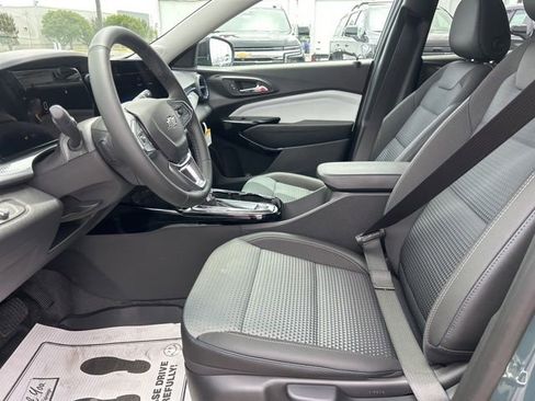 New 2026 Chevrolet Trax LT FWD image 15