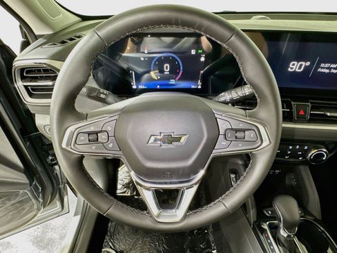 New 2026 Chevrolet TrailBlazer LT w/ Midnight Edition FWD image 6