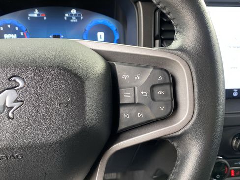 Used 2025 Ford Bronco Big Bend image 30