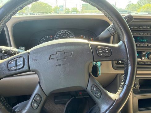 Used 2006 Chevrolet Silverado 3500 LT w/ Heavy-Duty Power Package RWD image 19