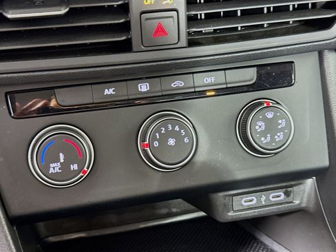 Used 2024 Volkswagen Jetta S image 15