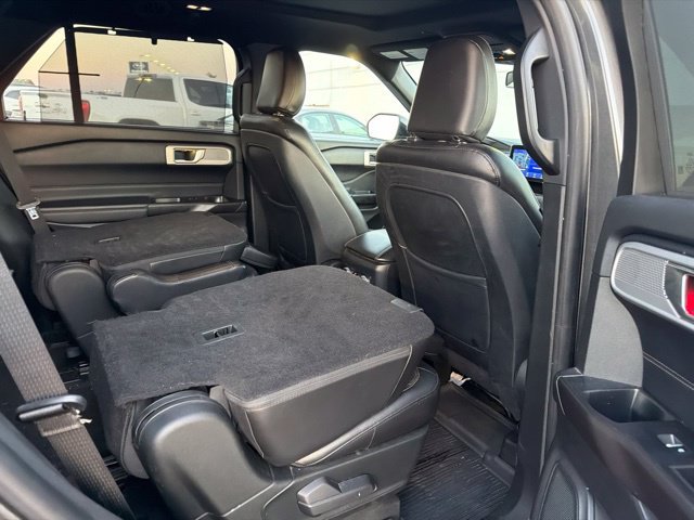 Used 2020 Ford Explorer Limited AWD/4WD image 12