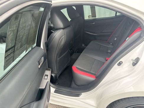 Used 2019 Lexus IS 300 AWD image 29