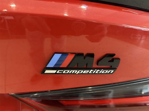 Used 2022 BMW M4 xDrive Competition w/ M Driver's Package image 18