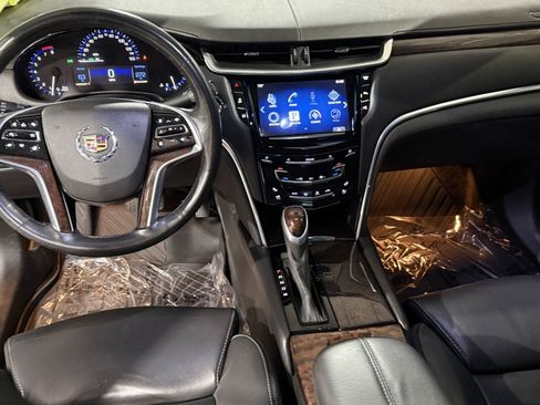 Used 2014 Cadillac XTS Luxury w/ Driver Awareness Package FWD image 24