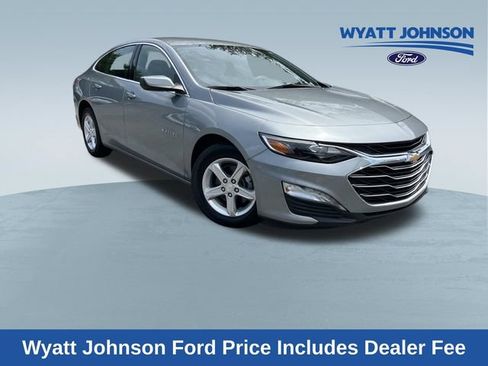 Used 2024 Chevrolet Malibu LT FWD image 1