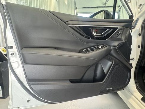 Used 2023 Subaru Legacy Limited AWD/4WD image 8