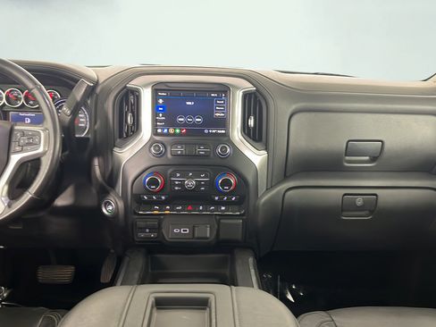 Used 2020 Chevrolet Silverado 1500 LTZ w/ LTZ Plus Package AWD/4WD image 23