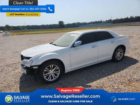 Used 2016 Chrysler 300 C RWD image 1