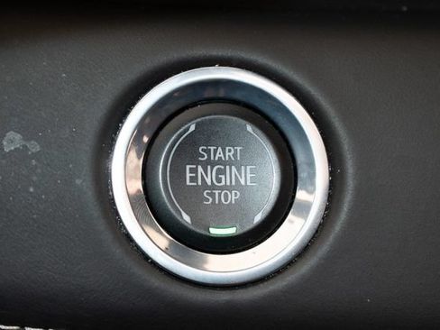 Used 2023 Cadillac Escalade Sport Platinum w/ Heavy-Duty Trailer Package AWD/4WD image 31