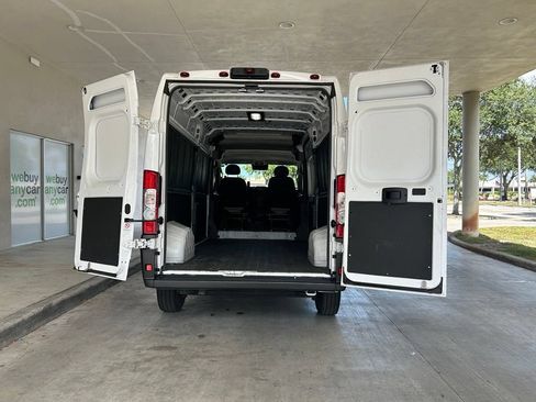 Used 2025 RAM ProMaster 2500 w/ Convenience Group FWD image 33