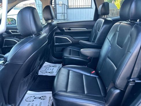 Used 2021 Kia Telluride S AWD/4WD image 18