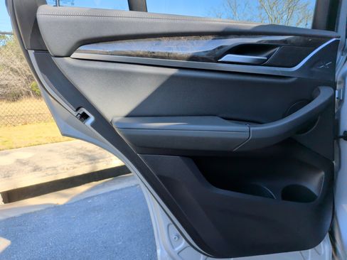 Used 2019 BMW X4 M40i w/ Driving Assistance Package image 38