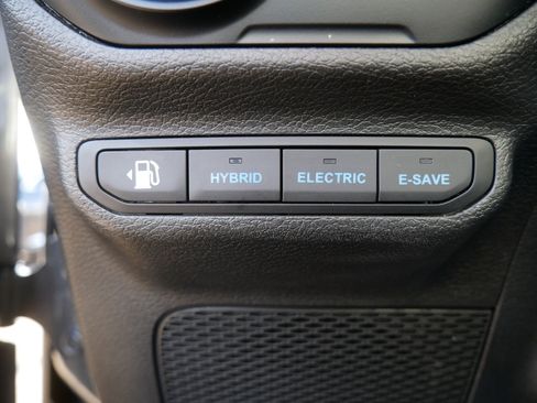 Used 2023 Jeep Wrangler Rubicon w/ Safety Group image 28