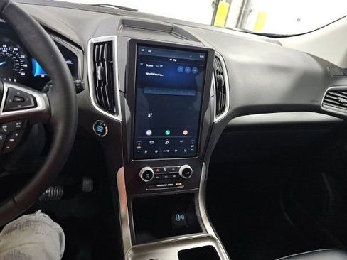 Used 2023 Ford Edge SEL w/ Convenience Package image 8