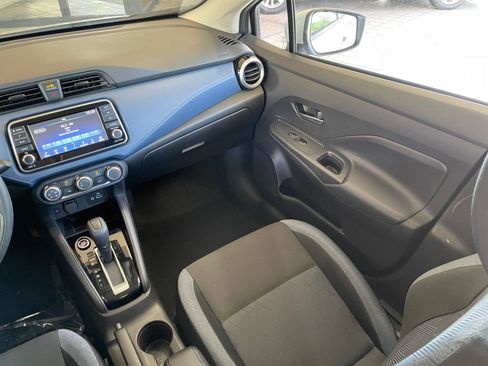 Used 2025 Nissan Versa SV image 33