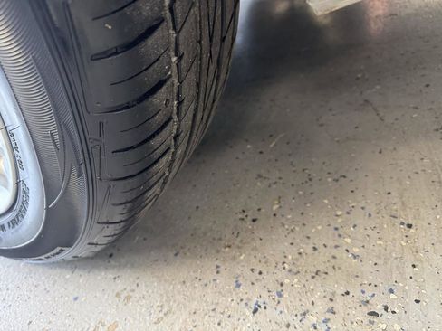 Used 2010 INFINITI G37 Journey w/ Premium Pkg image 23