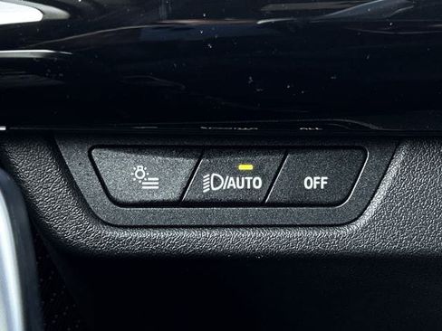 Used 2023 BMW X1 xDrive28i AWD/4WD image 25