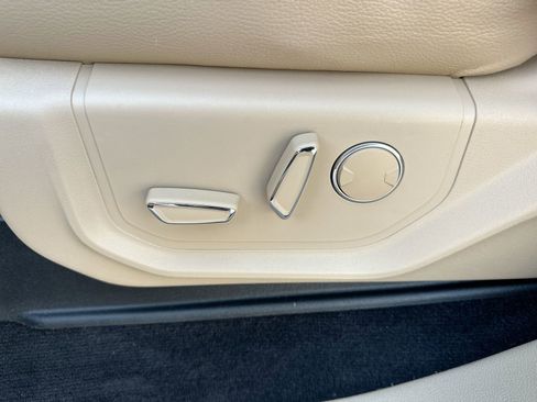 Used 2017 Ford F150 Lariat w/ Equipment Group 502A Luxury image 12