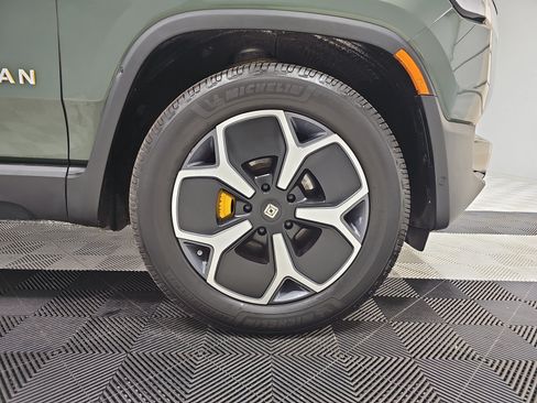 Used 2022 Rivian R1T Adventure AWD/4WD image 11
