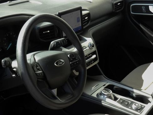 Used 2021 Ford Explorer 4WD image 7