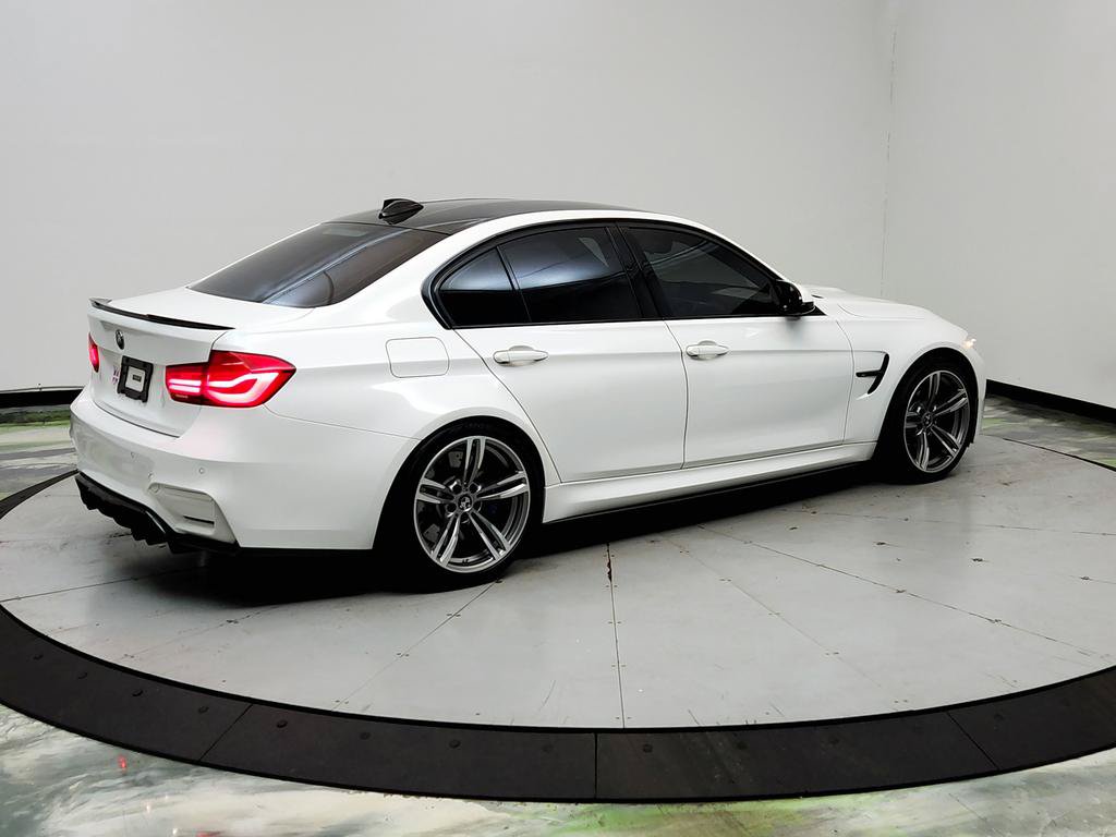 Used 2017 BMW M3 RWD image 5