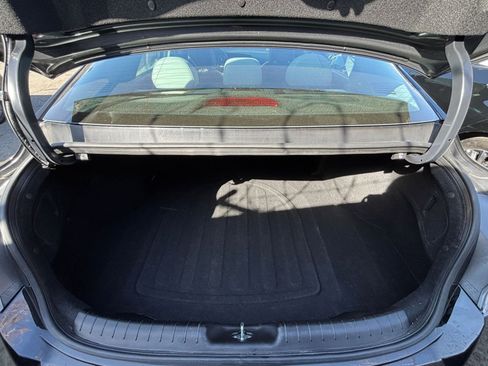 Used 2025 Hyundai Elantra Limited image 35