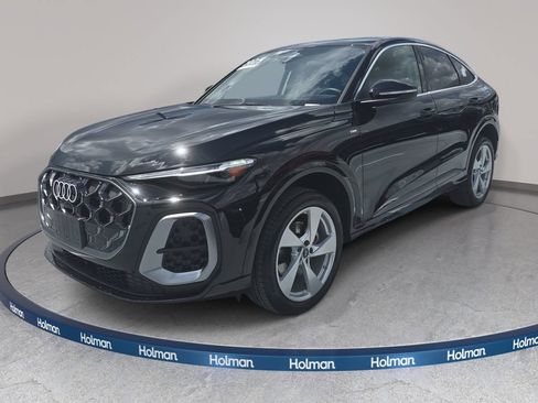 Used 2025 Audi Q5 Premium Plus w/ Premium Plus AWD/4WD image 1