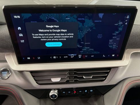 New 2026 Ford Explorer ST-Line w/ ST-Line Street Pack image 11