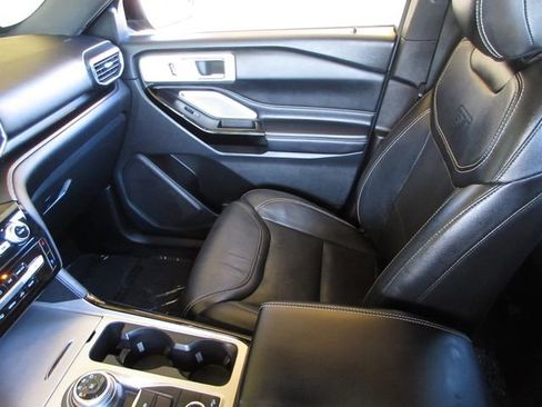 Certified 2022 Ford Explorer ST w/ Equipment Group 401A image 23