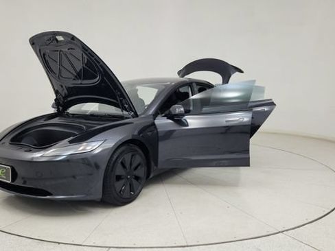 Used 2025 Tesla Model 3 RWD image 15