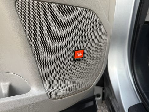 Used 2016 Toyota Highlander Limited Platinum image 24