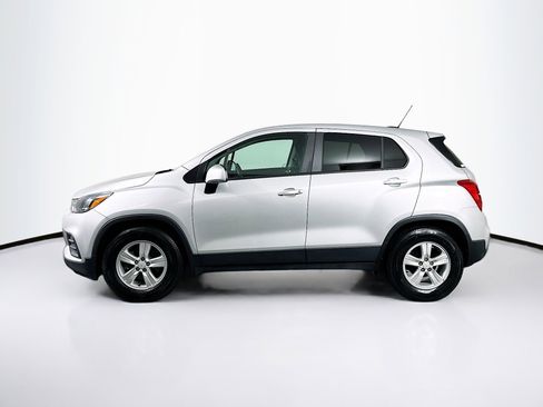 Used 2020 Chevrolet Trax LS w/ Tint and Cruise Package image 4